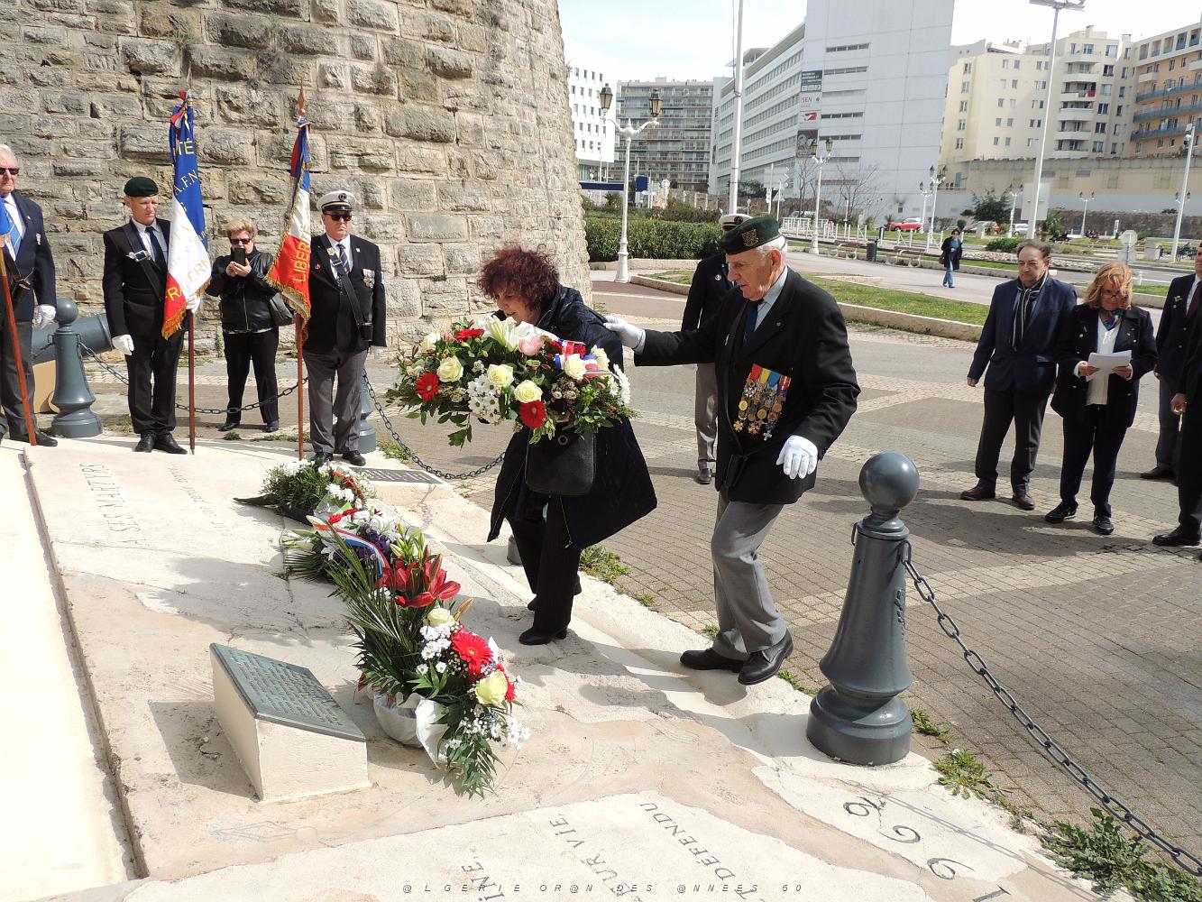 2022 03 26 TOULON HOMMAGE AUX VICTIMES D ALGER EN 1962 (37).JPG -           